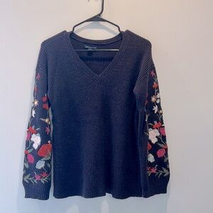 American Eagle Outfitters V Neck Sweater